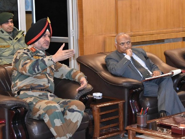 Lieutenant Governor of Ladakh, RK Mathur visited the Fire and Fury Corps Headquarters.