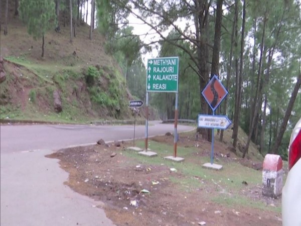 Roads in Rajouri district of Jammu and Kashmir (Photo/ANI)