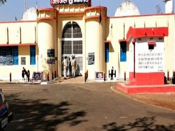 Four prisoners escaped the jail in wee hours of Sunday. 