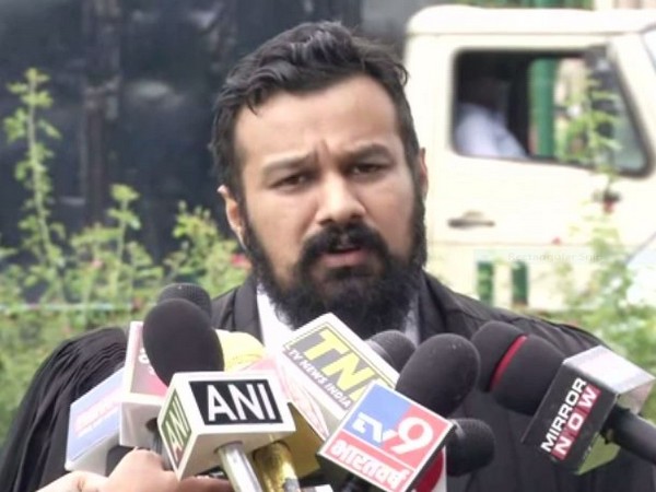 Vishnu Jain, Lawyer of Hindu Mahasabha briefing press in New Delhi on Friday