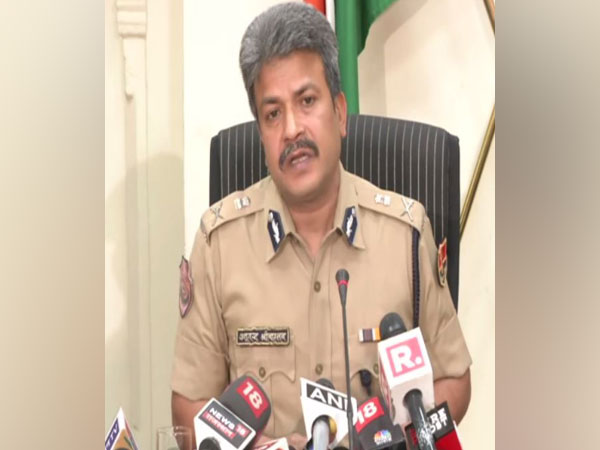 Anand Srivastava, police commissioner, Jaipur addressing press briefing in Jaipur on Monday 