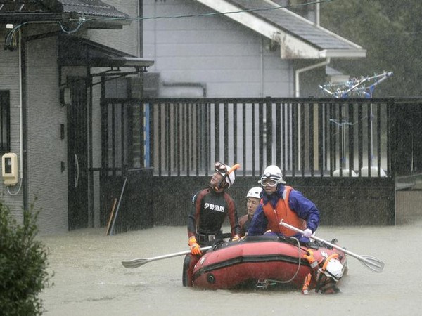 A residential area flooded in Ise, Mie Prefecture, central Japan, ahead of the arrival of Typhoon Hagibis on Saturday. (Reuters/photo)