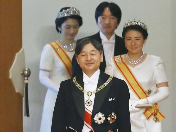 Japan's Emperor Naruhito, Empress Masako, Crown Prince Akishino and Crown Princess Kiko attend a ritual at the Imperial Palace in Tokyo, Japan on May 1 (Photo/ Reuters)
