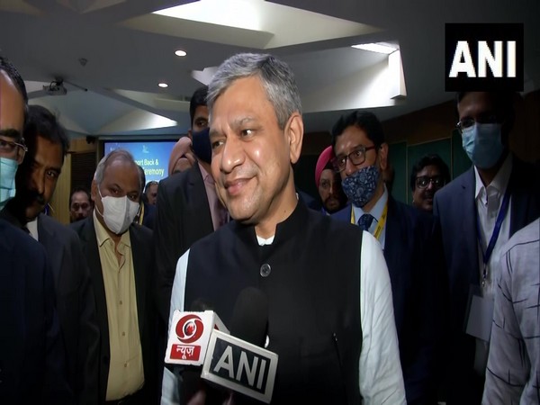 Union Minister for Electronics & Information Technology Ashwini Vaishnaw (Photo:Twitter/ANI)
