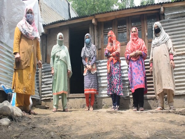 Members of SHG Chandani. (Photo/ANI)