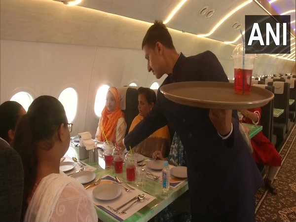 Aircraft-themed restaurant opens in Vadodara (Photo/ANI)