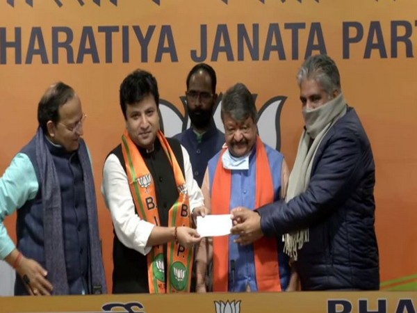 Arindam Bhattacharya joined BJP in Delhi (Photo/ANI)