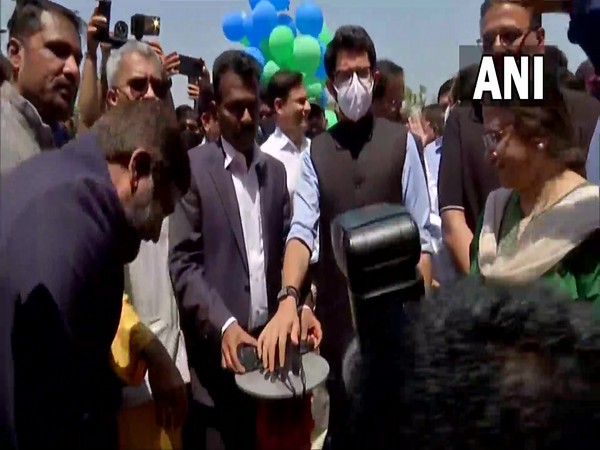 Maharashtra Environment Minister Aaditya Thackeray inaugurates Alternate Fuel Conclave in Pune (Photo/ANI)