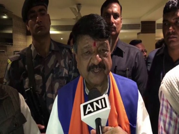 BJP general secretary Kailash Vijayvargiya speaks to ANI in Indore on Tuesday [Photo/ANI]