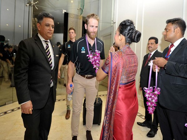 New Zealand captain Kane Williamson being greeted on arrival in Sri Lanka on Saturday. (Photo/ICC Twitter)