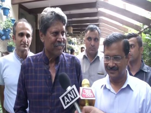 Kapil Dev with Chief Minister Arvind Kejriwal in New Delhi on Sunday. Photo/ANI