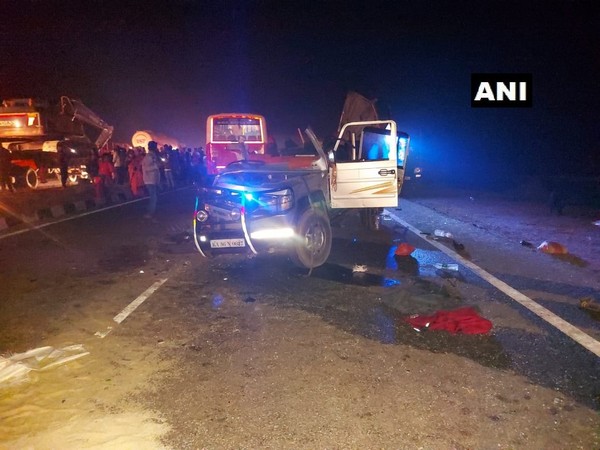 The incident happened near BJ Halli area of Chitradurga district.(Photo: ANI)