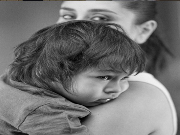 Actor Kareena Kapoor Khan with son Taimur Ali Khan (Image Source: Instagram)