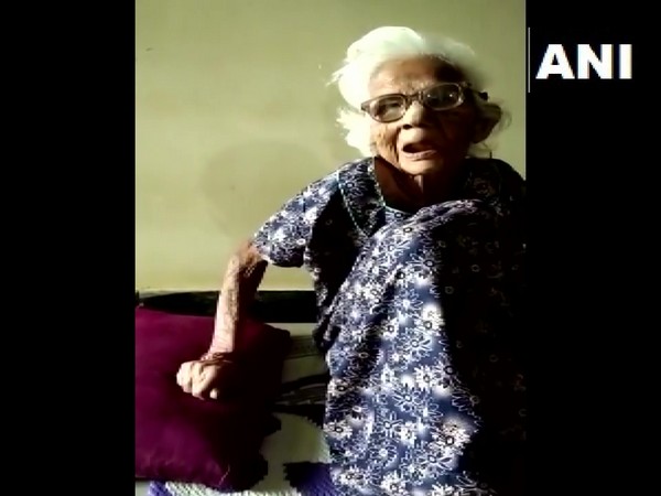  Hallamma, 100-year-old woman said she has recovered from COVID-19.  (Photo/ANI)