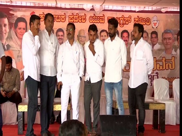 Youth Congress workers protest against government over Karnataka flood on Wednesday in Bengaluru. Photo/ANI 