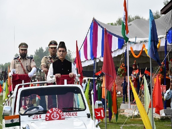 : Independence Day celebrations held at Ganderbal, Jammu and Kashmir on Thursday. Photo/ANI