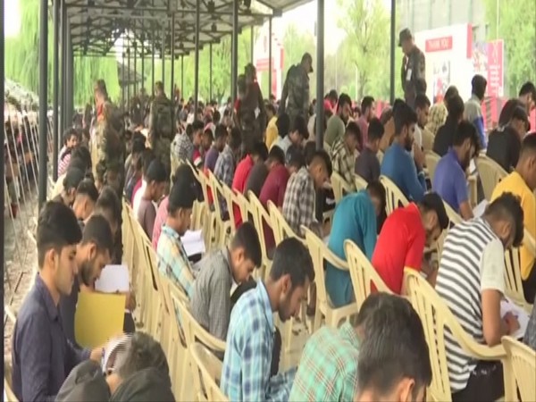 Kashmiri Youths taking army recruitment test in Budgam on Sunday. Photo/ANI