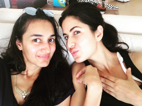 Katrina Kaif and Karishma Kohli (Image source: Twitter)