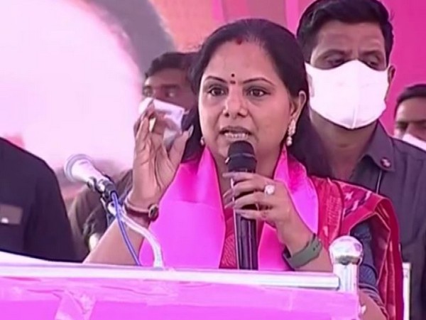 Kalvakuntla Kavitha while addressing a public gathering at Kamareddy. (ANI/photo)