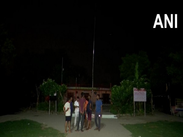 Priest beaten to death in Delhi's Sonia Vihar, accused later thrashed by public.