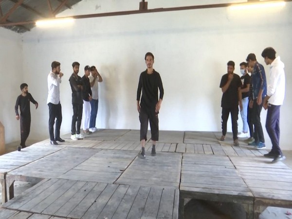 Workshop at KSAD in Srinagar (Photo/ANI)