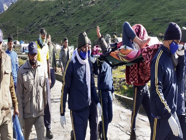 A visual when the sick person was carried by SDRF in Kedarnath. 