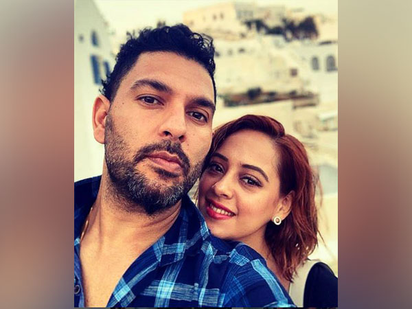 Yuvraj Singh and his wife Hazel Keech (Image source: Instagram)