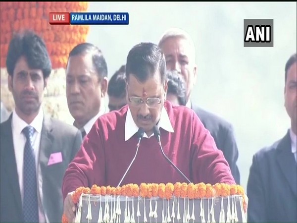 Arvind Kejriwal taking oath in Ramlila Maidan in New Delhi on Sunday