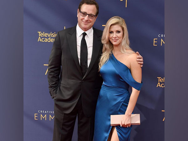 Late Bob Saget with his wife Kelly Rizzo (Image source: Instagram)