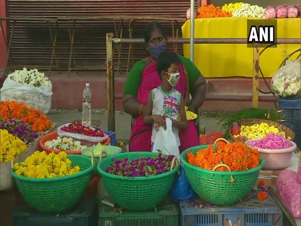 A flower seller in Kochi, Kerala. (Photo/ANI)