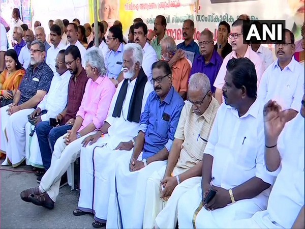 Kerala BJP leader Kummanam Rajasekharan and other leaders present at the protest site in Thiruvananthapuram on Friday. 