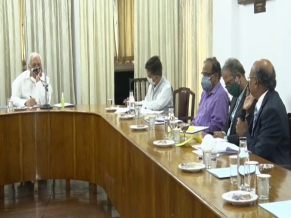 Kerala Governor Arif Mohammed Khan during meeting with the vice-chancellors. (Photo/ ANI)
