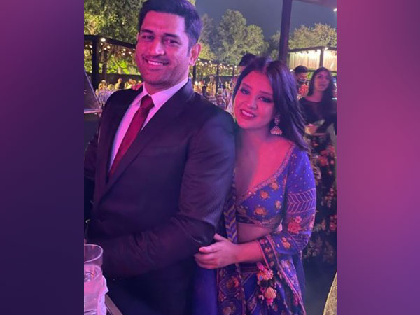 MS Dhoni and Sakshi Singh (Image source: Instagram)