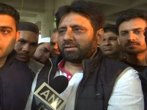 Amanatullah Khan speaking to ANI in New Delhi