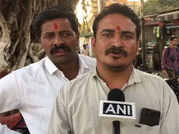 Madhya Pradesh Congress Secretary Vivek Khandelwal, who accepted of pasting posters on train