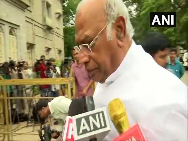 Congress leader Mallikarjun Kharge speaking to ANI on Thursday.