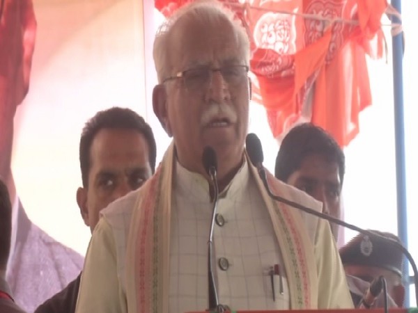 Haryana Chief Minister Manohar Lal Khattar speaking at an election rally in Kurukshetra on Tuesday. Photo/ANI