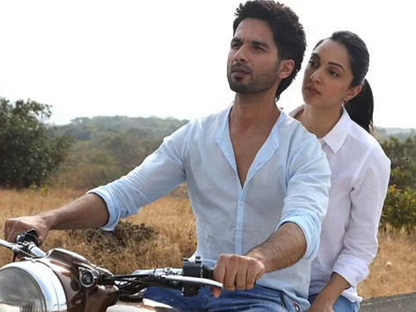 Shahid Kapoor, Kiara Advani in a still from 'Kabir Singh' (Image source: Instagram)