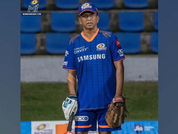 Kiran More (Photo/ Mumbai Indians Twitter)
