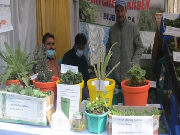 Kissan Mela orgainsed at Jammu and Kashmir's Anantnag (Photo/ ANI)