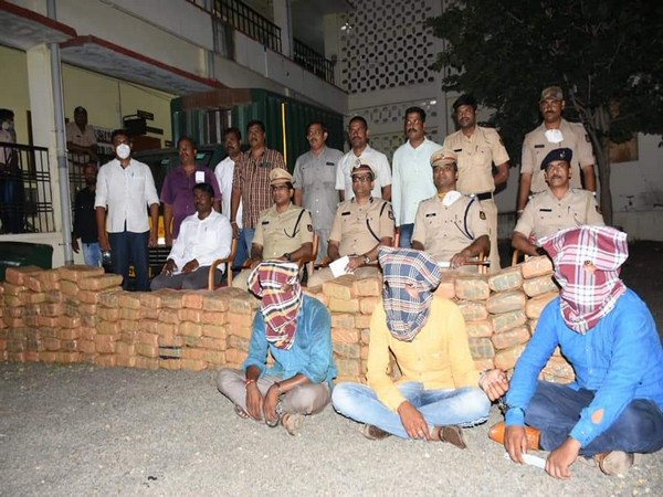 Visual of Police with the accused and ganja (Photo/ANI) 