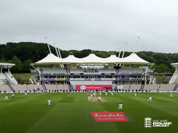 Cricketers take a knee before the start of Southampton Test  (Image: England Cricket's Twitter)