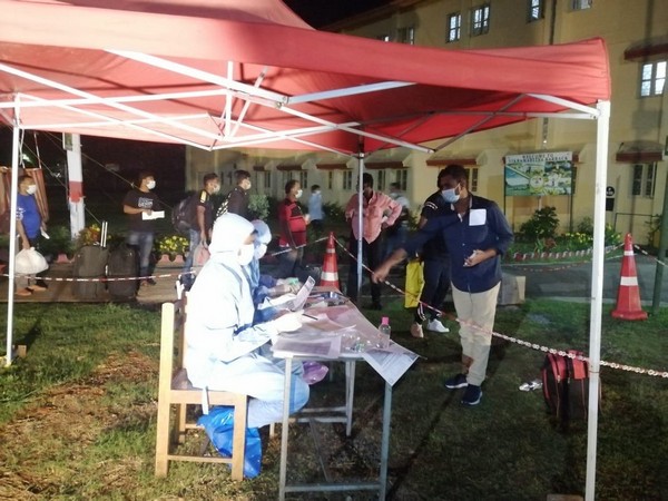 A visual of the Indian nationals at School for Naval Airmen (SFNA).