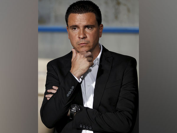 Mumbai City FC coach Sergio Lobera