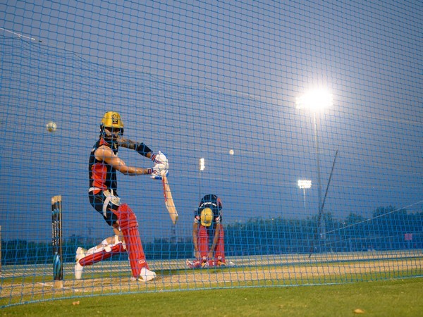 Virat Kohli plays a shot at the nets (RCB twitter)