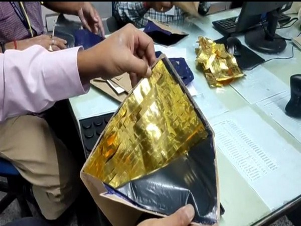 Gold worth Rs 27.6 lakh was seized by the Customs in Kolkata on Thursday. (Photo/ANI)