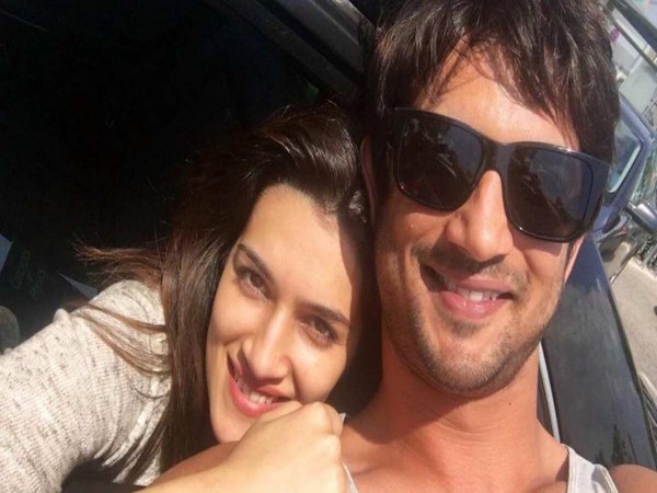 Kriti Sanon and Sushant Singh Rajput (Source: Instagram)