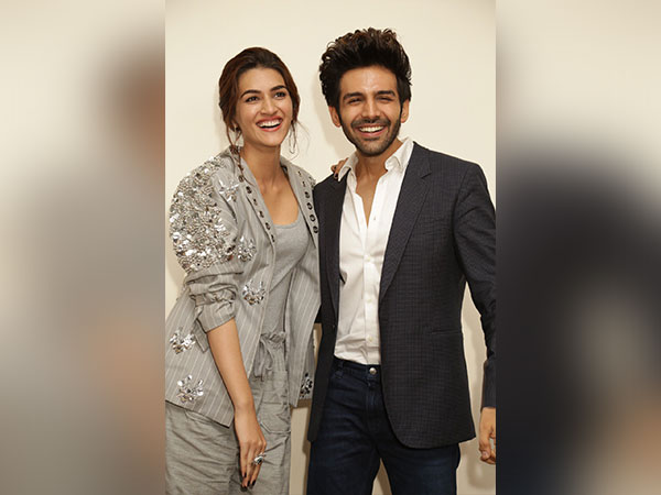 Karitk Aaryan and Kriti Sanon (Image source:Instagram)