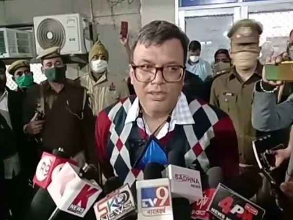 Lucknow Police Commissioner DK Thakur speaking to media on Wednesday. (Photo/ANI)