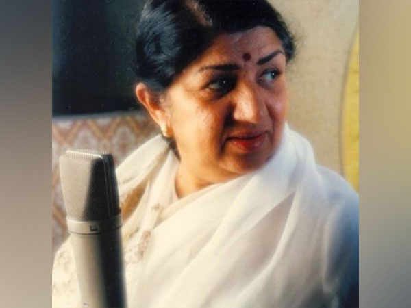 Legendary singer Lata Mangeshkar (Image source: Instagram)